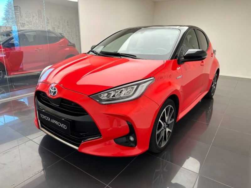 Toyota Yaris Cross 1.5 Hybrid 5p. E-CVT Premiere del 2020 usata a Cuneo