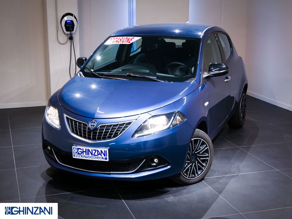 Lancia Ypsilon usata a Bergamo (2)