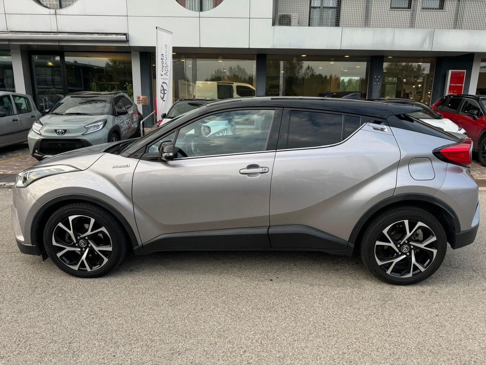 Toyota Toyota C-HR usata a Modena (9)