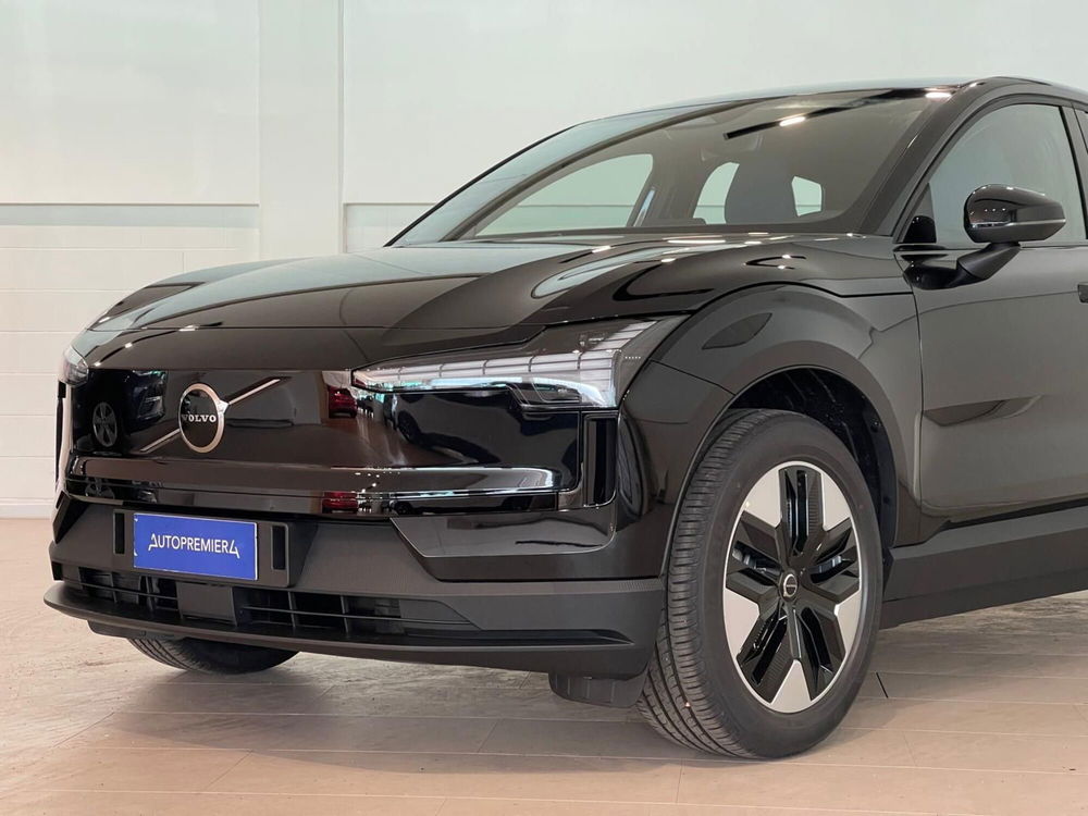 VOLVO Veicoli Commerciali EX30 nuova a Como (4)