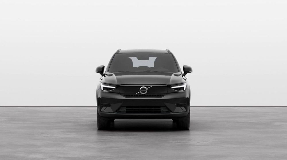 Volvo XC40 nuova a Como (5)