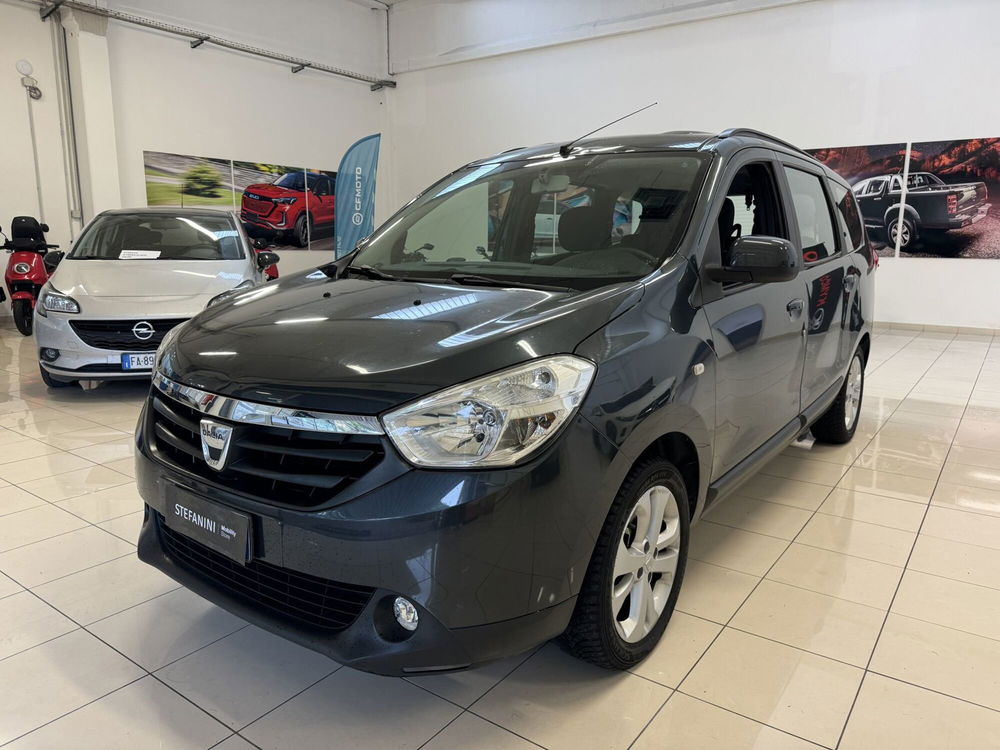 Dacia Lodgy usata a Bologna