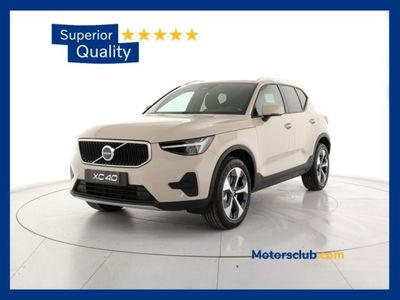 Volvo XC40 B3 automatico Core N1  nuova a Modena