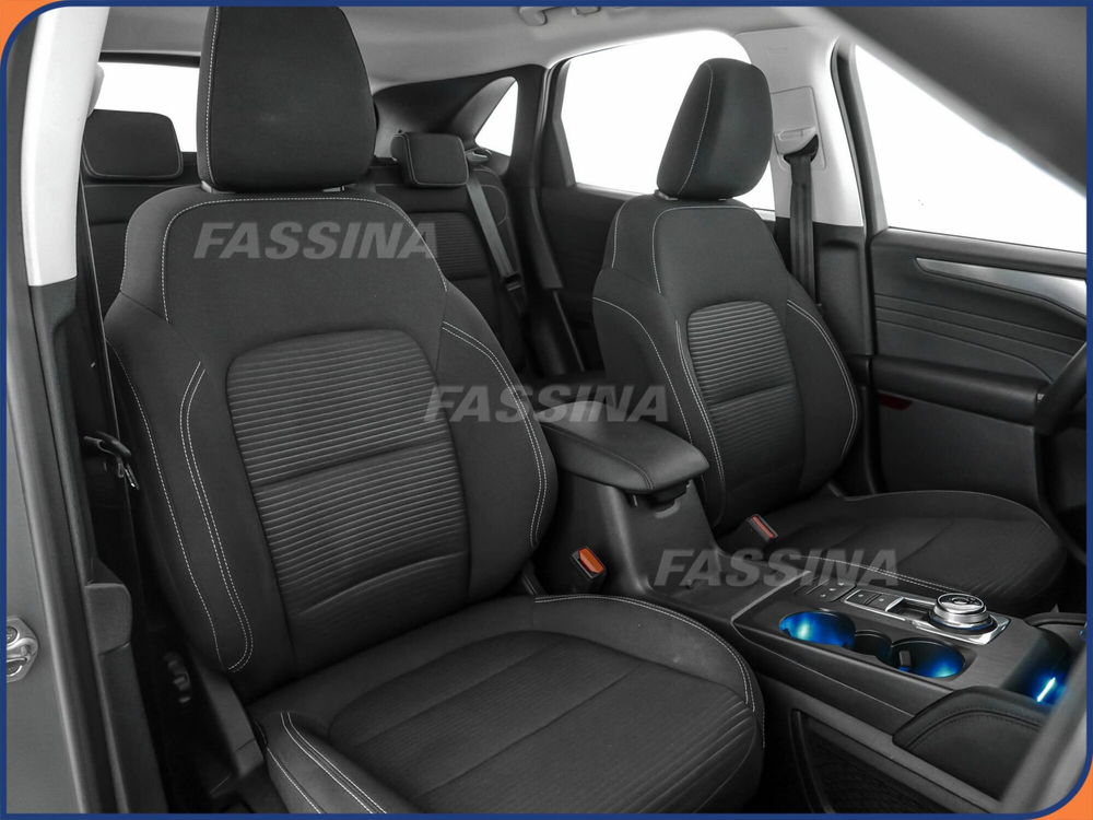 Ford Kuga usata a Milano (13)