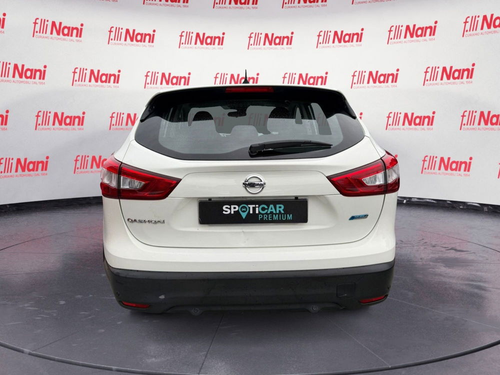 Nissan Qashqai usata a Massa-Carrara (4)