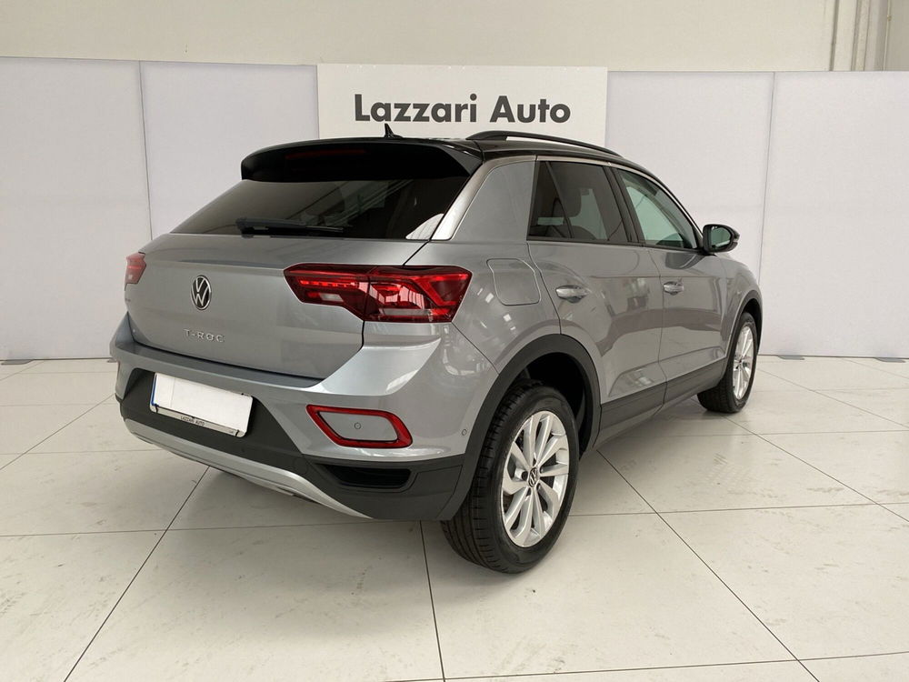 Volkswagen T-Roc nuova a Lodi (4)