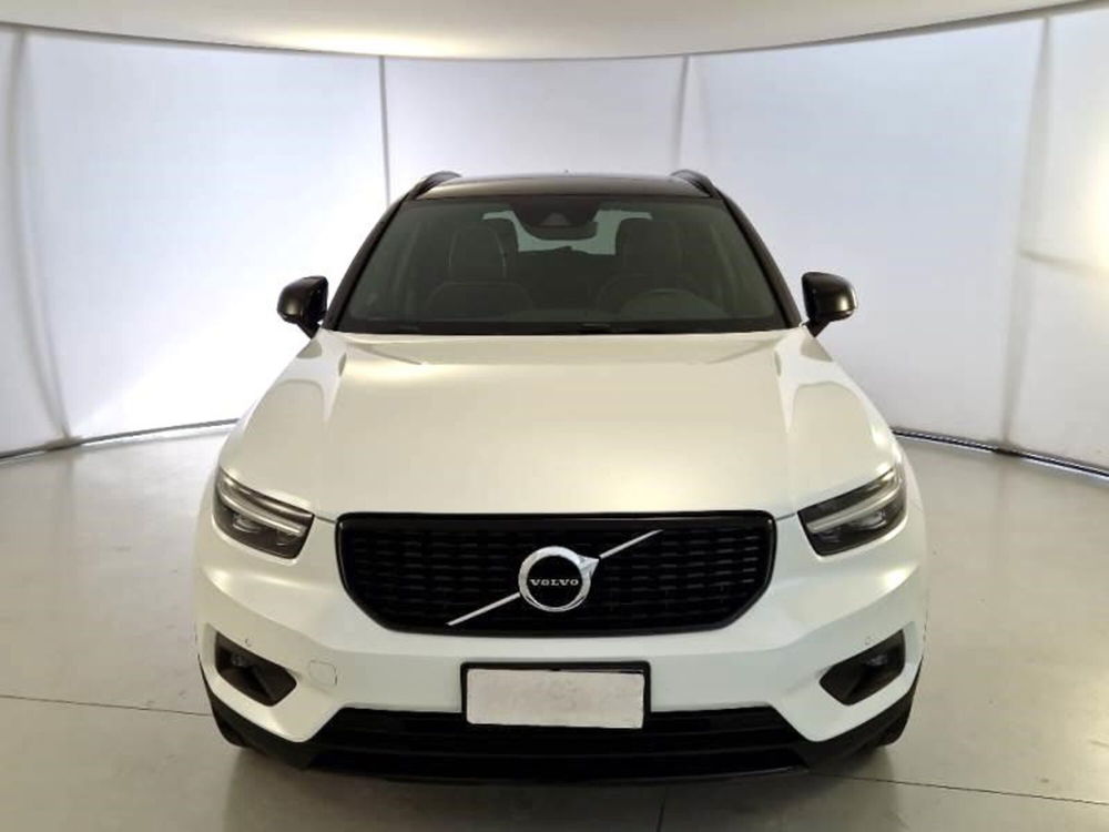 Volvo XC40 usata a Bari (3)