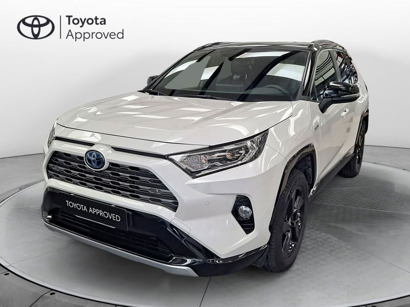 Toyota Rav4 vvt-ie h Style awd-i 222cv e-cvt del 2020 usata a Genzano di Roma