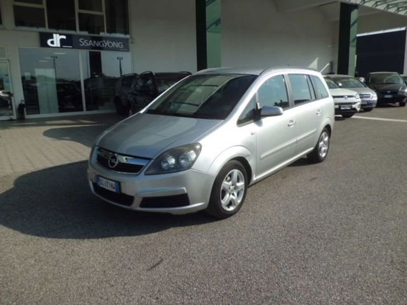 Opel Zafira 1.9 CDTI 120CV Cosmo  del 2007 usata a Pordenone