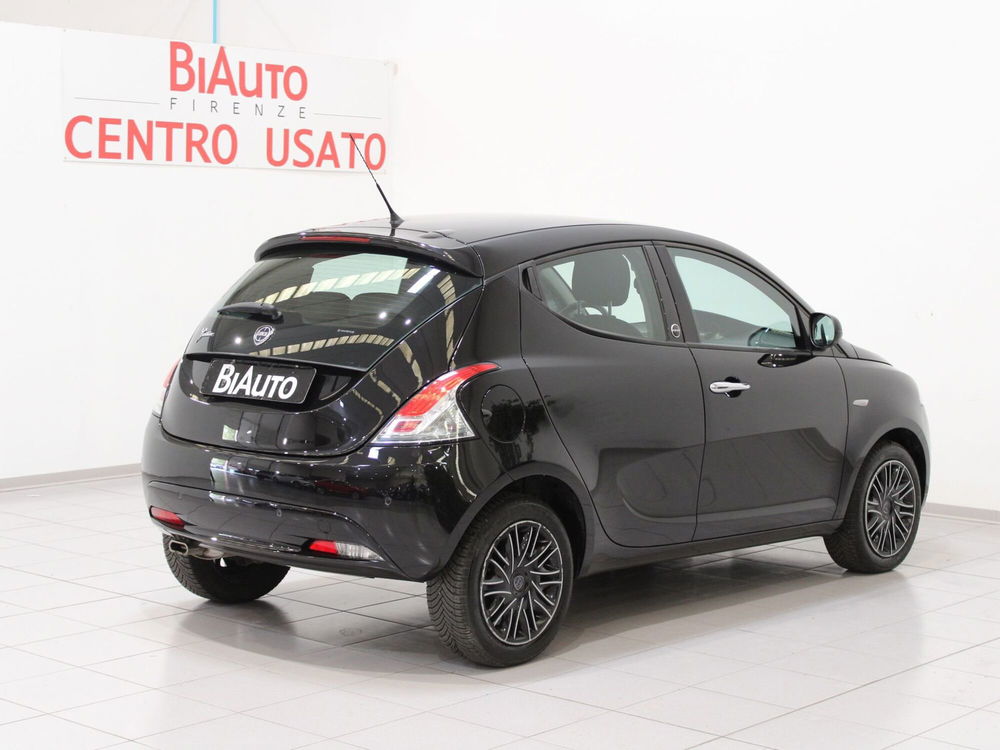 Lancia Ypsilon usata a Firenze (14)