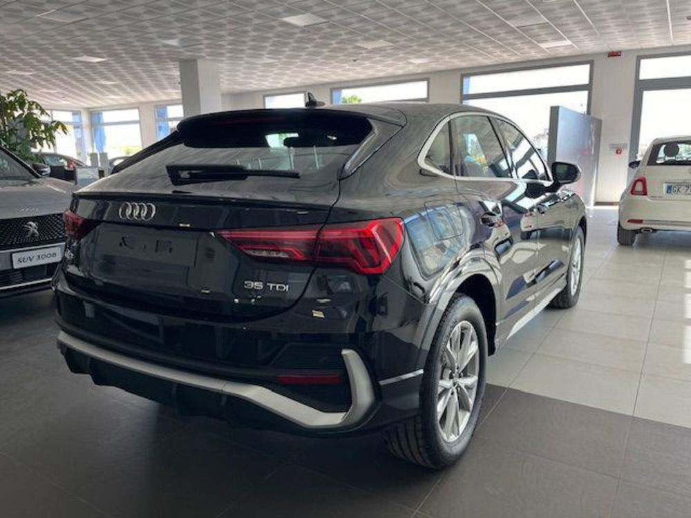 Audi Q3 Sportback nuova a Trapani (3)