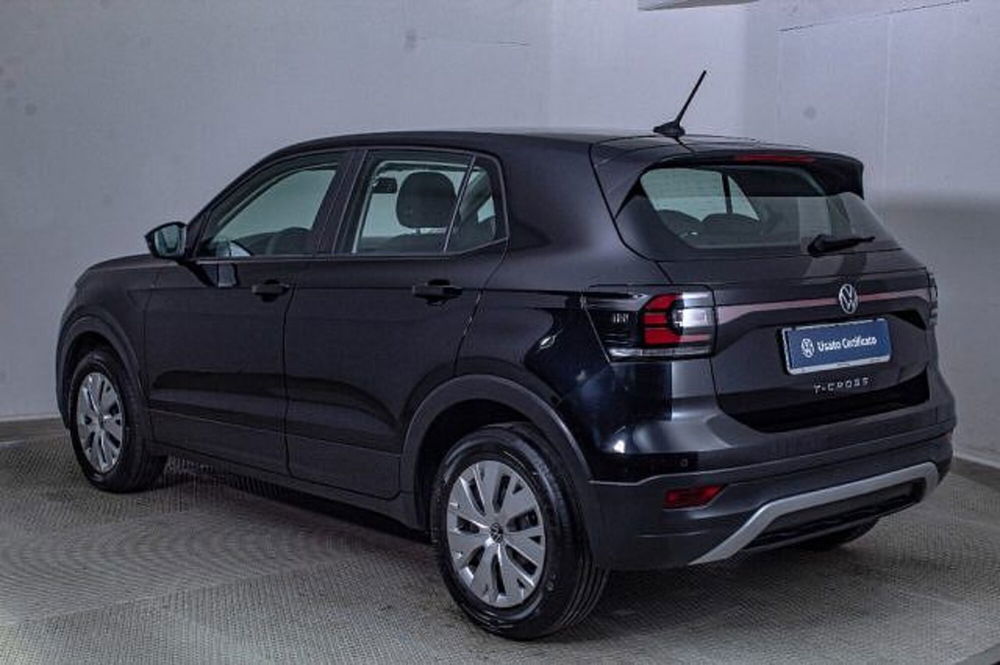 Volkswagen T-Cross usata a Novara (4)