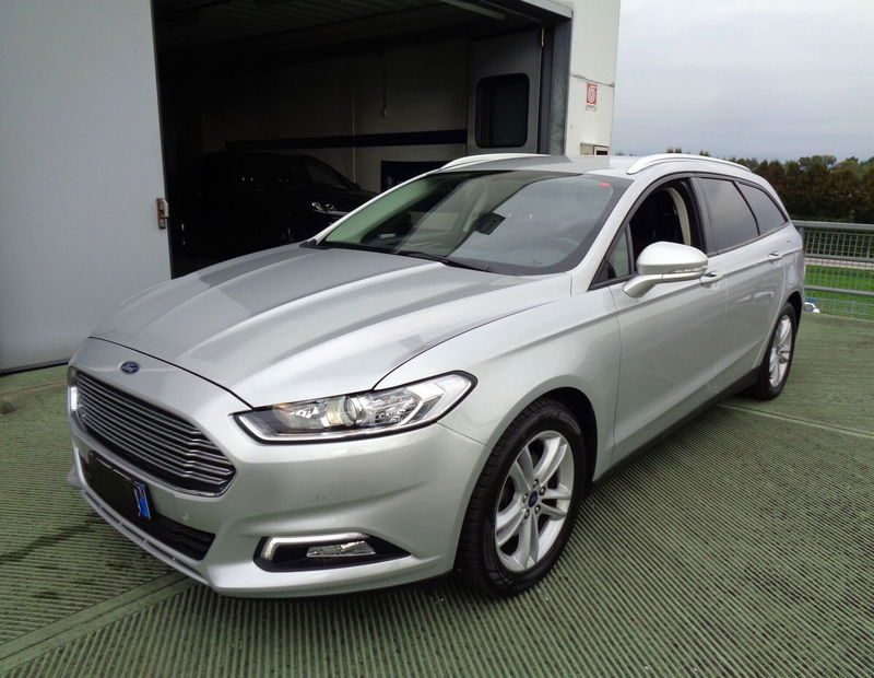 Ford Mondeo Station Wagon 2.0 TDCi 150 CV S&amp;S AWD SW ST-Line Business  del 2017 usata a Castelfranco Veneto