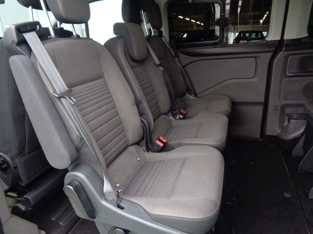 Ford Tourneo Custom usata a Treviso (9)