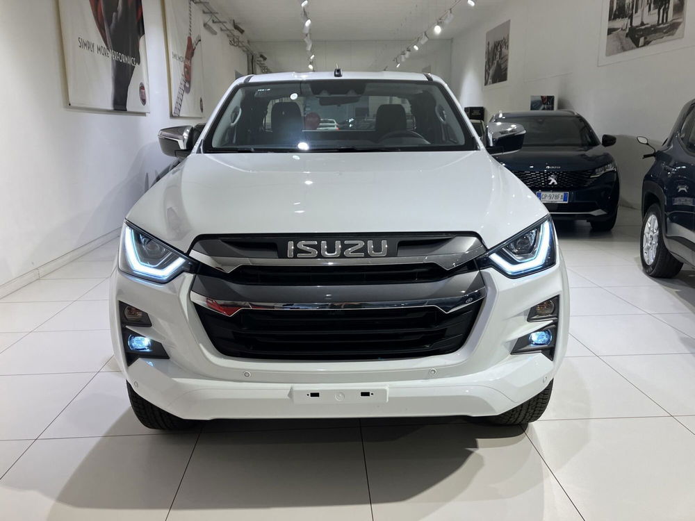 Isuzu D-Max Pick-up nuova a Parma (2)