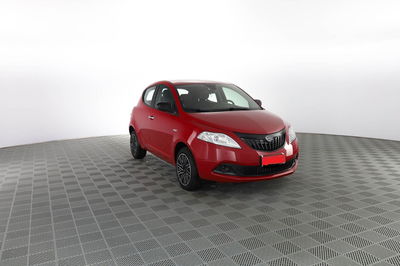 Lancia Ypsilon 1.0 FireFly 5 porte S&amp;S Hybrid Ecochic UnYca nuova a Lucca