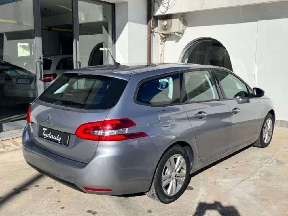 Peugeot 308 SW usata a Oristano (8)