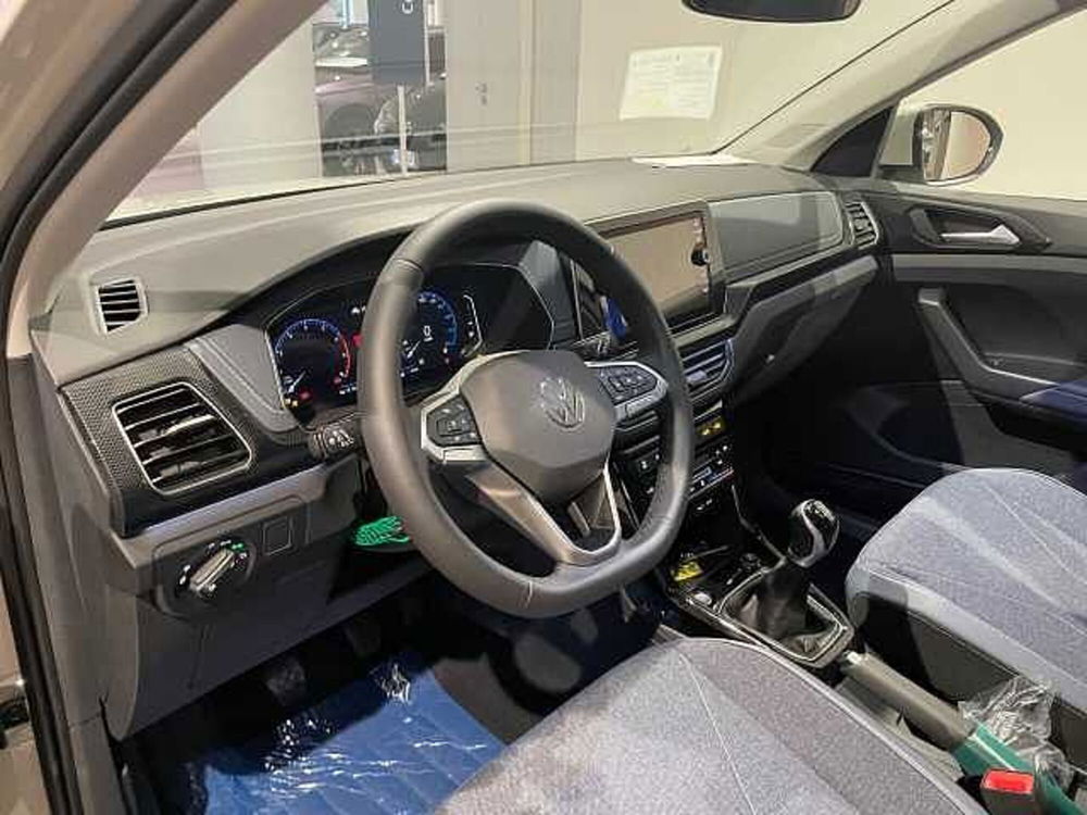 Volkswagen T-Cross nuova a Genova (8)