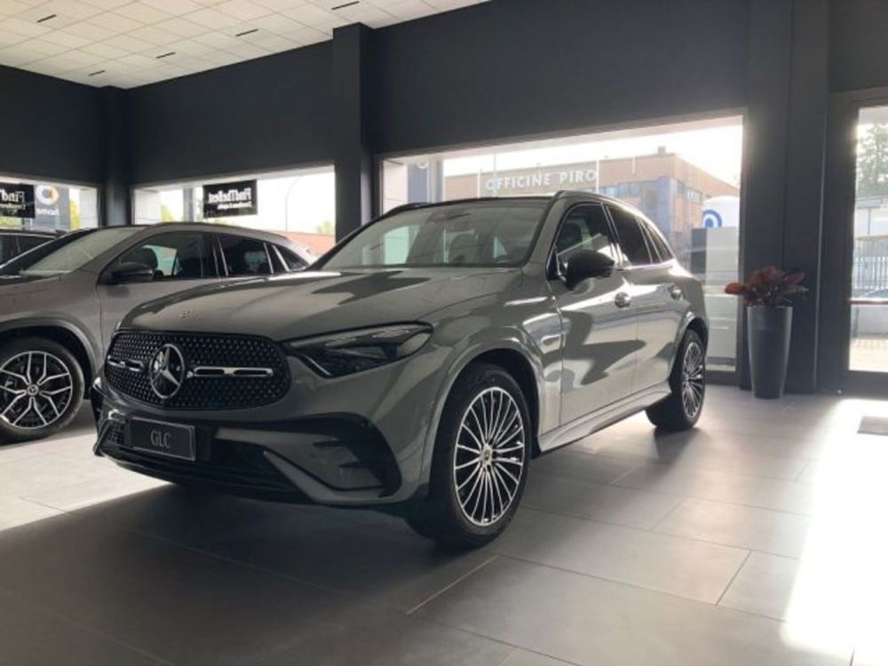 Mercedes-Benz GLC nuova a Potenza (3)