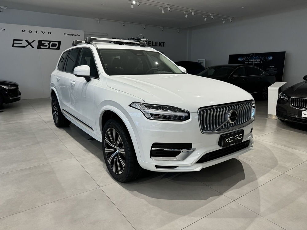 Volvo XC90 nuova a Forlì-Cesena (3)