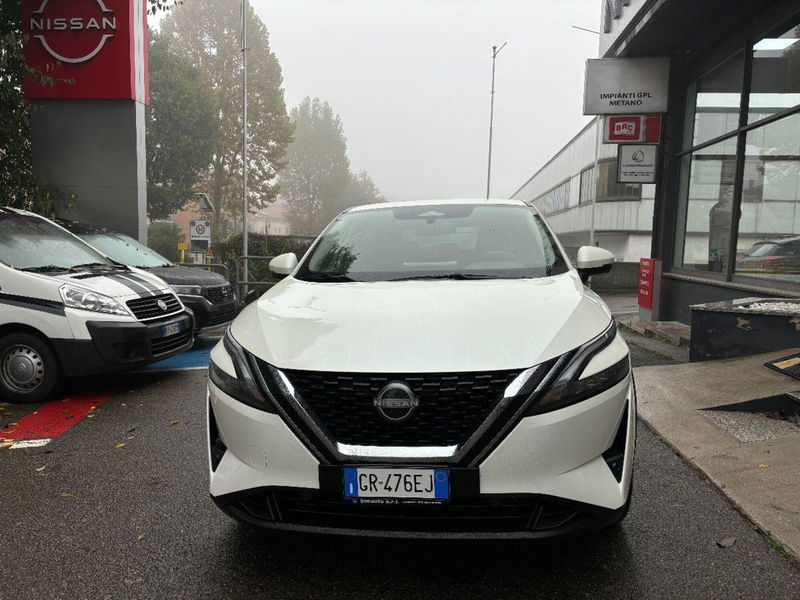 Nissan Qashqai 1.3 DIG-T 140 CV N-Connecta  del 2023 usata a Casalgrande