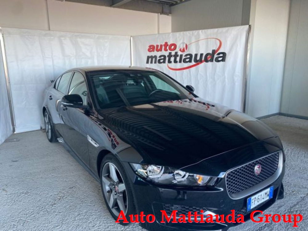 Jaguar XE usata a Cuneo