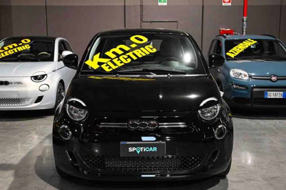 Fiat 500e nuova a Torino (2)