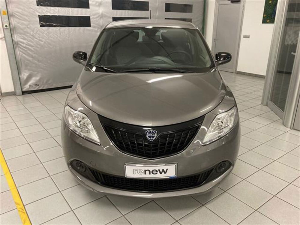 Lancia Ypsilon usata a Brescia (9)