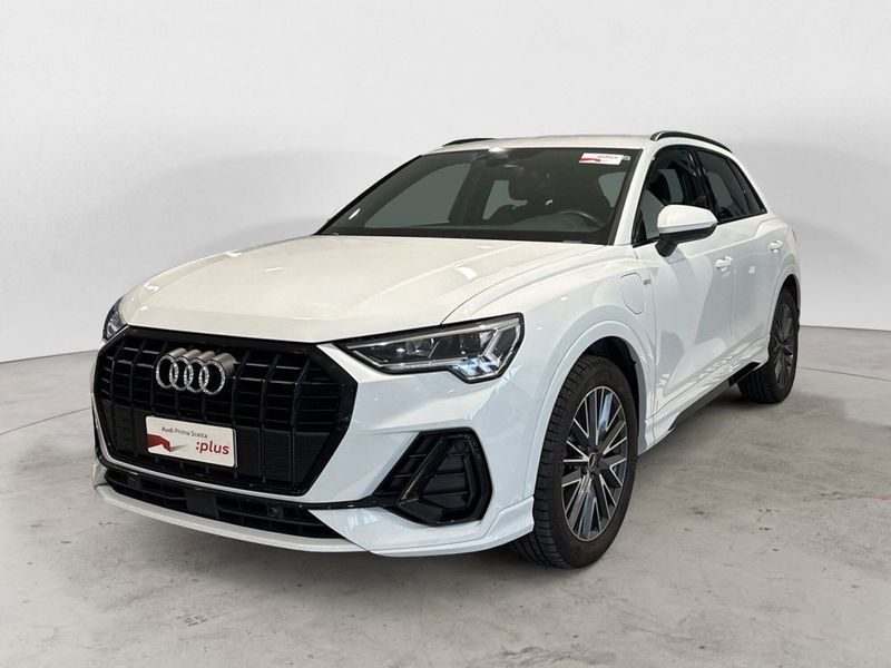 Audi Q3 45 TFSI e S tronic S line edition del 2022 usata a Pozzuoli