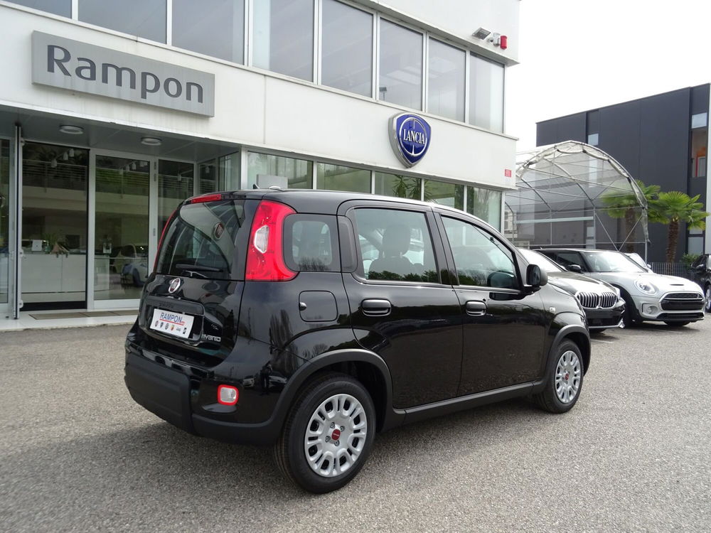 Fiat Panda Cross nuova a Venezia (3)