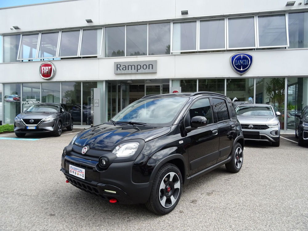 Fiat Panda Cross nuova a Venezia