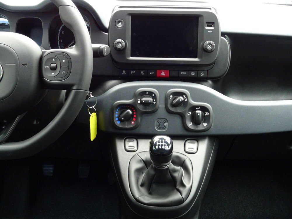 Fiat Panda Cross nuova a Venezia (14)