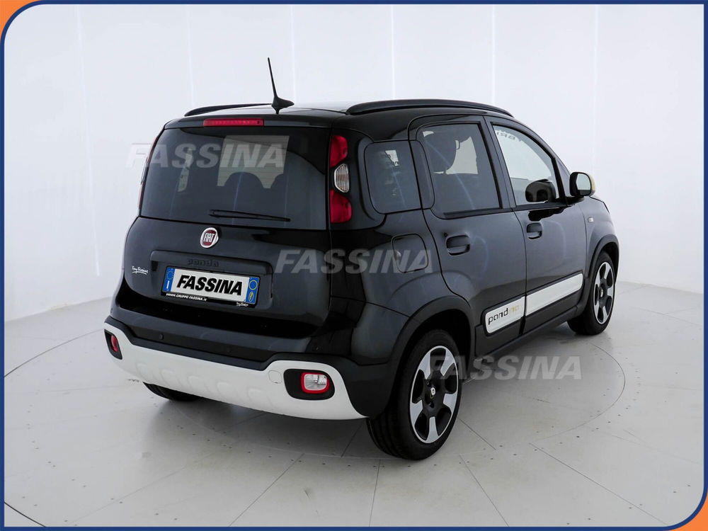 Fiat Panda Cross nuova a Milano (6)