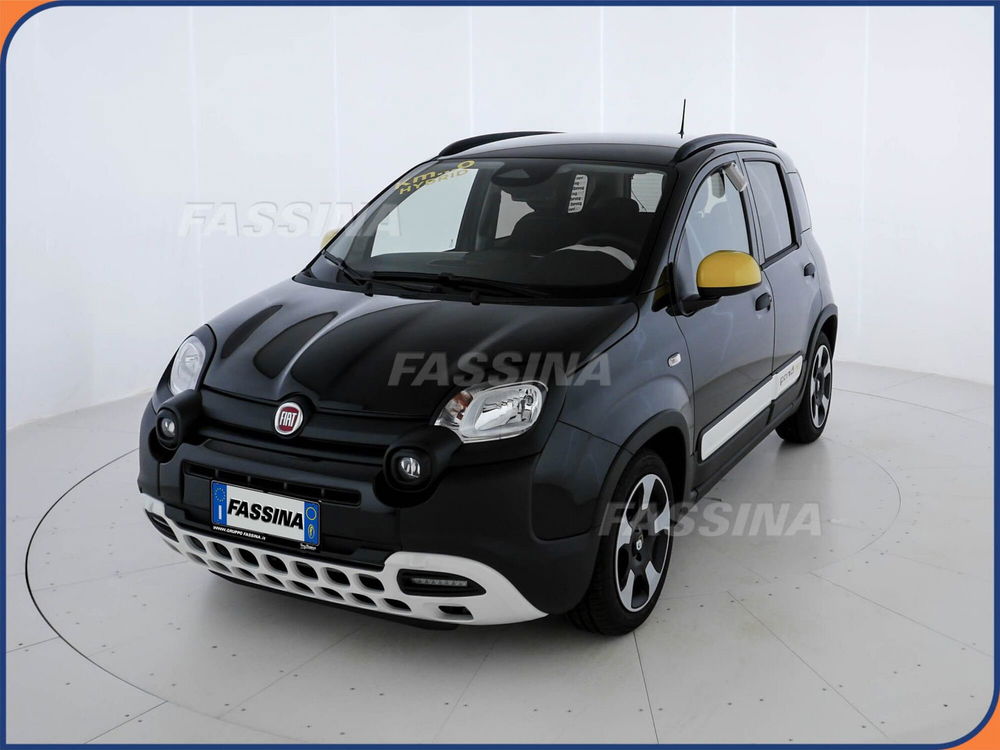 Fiat Panda Cross nuova a Milano (3)