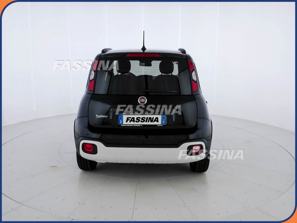 Fiat Panda Cross nuova a Milano (5)