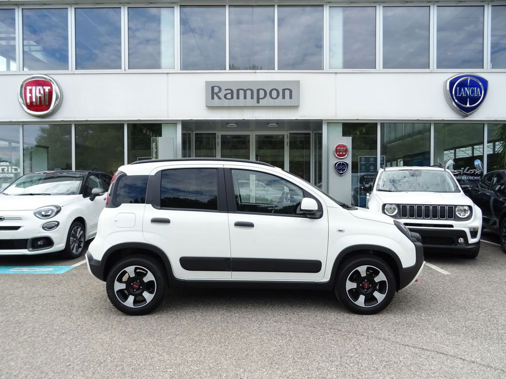 Fiat Panda Cross nuova a Venezia (2)