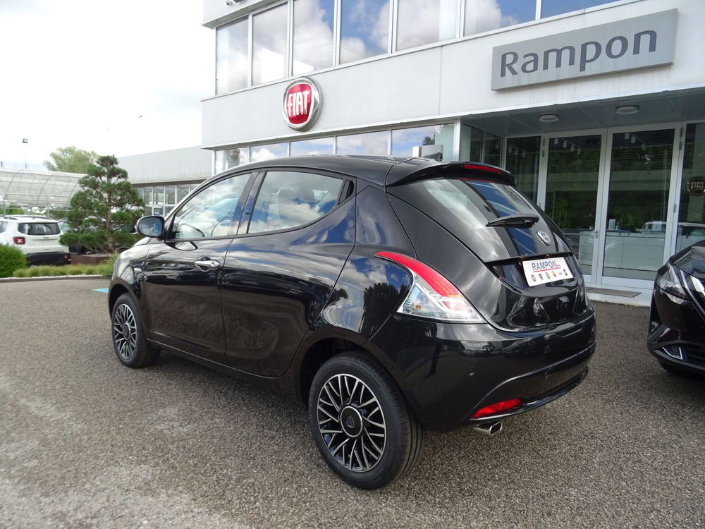 Lancia Ypsilon nuova a Venezia (3)