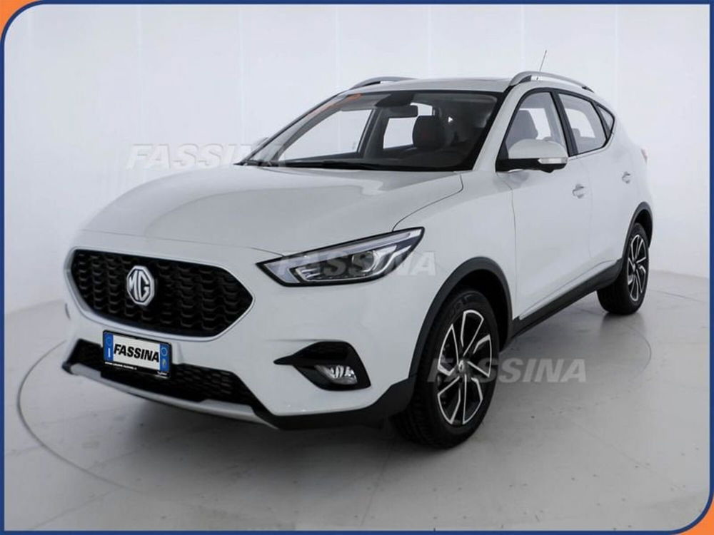 Mg ZS (2021-->) nuova a Milano (3)