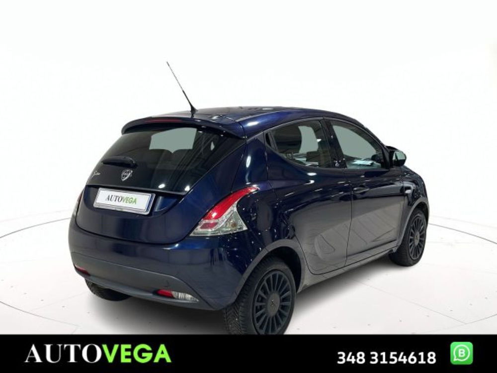 Lancia Ypsilon usata a Vicenza (4)