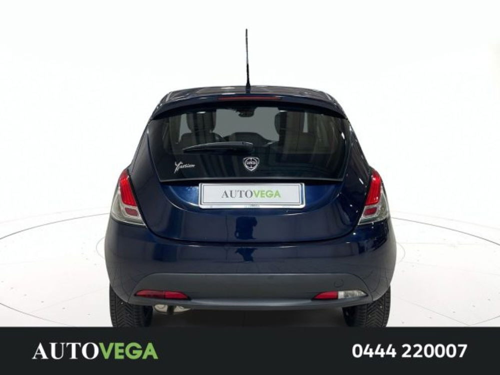 Lancia Ypsilon usata a Vicenza (5)