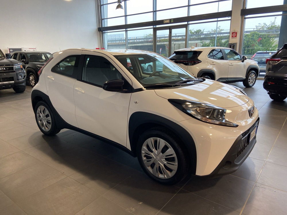 Toyota Aygo X nuova a Piacenza (7)