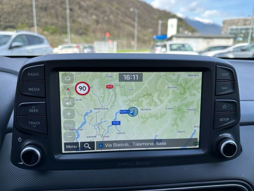 Hyundai Kona usata a Lecco (13)