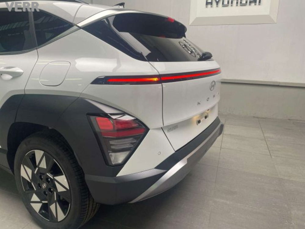 Hyundai Kona nuova a Milano (6)