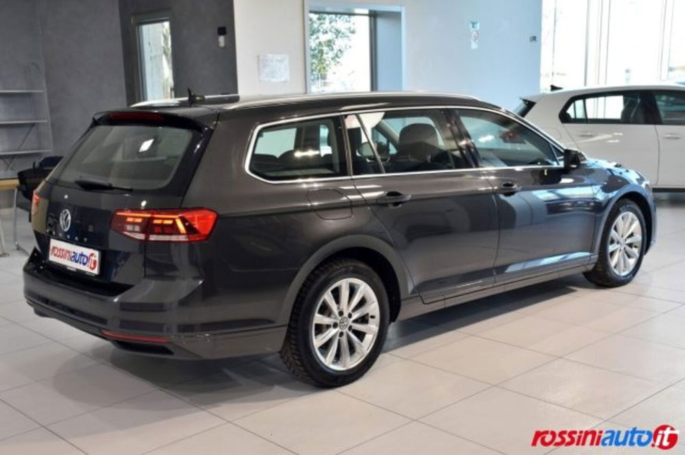 Volkswagen Passat Variant usata a Brescia (5)