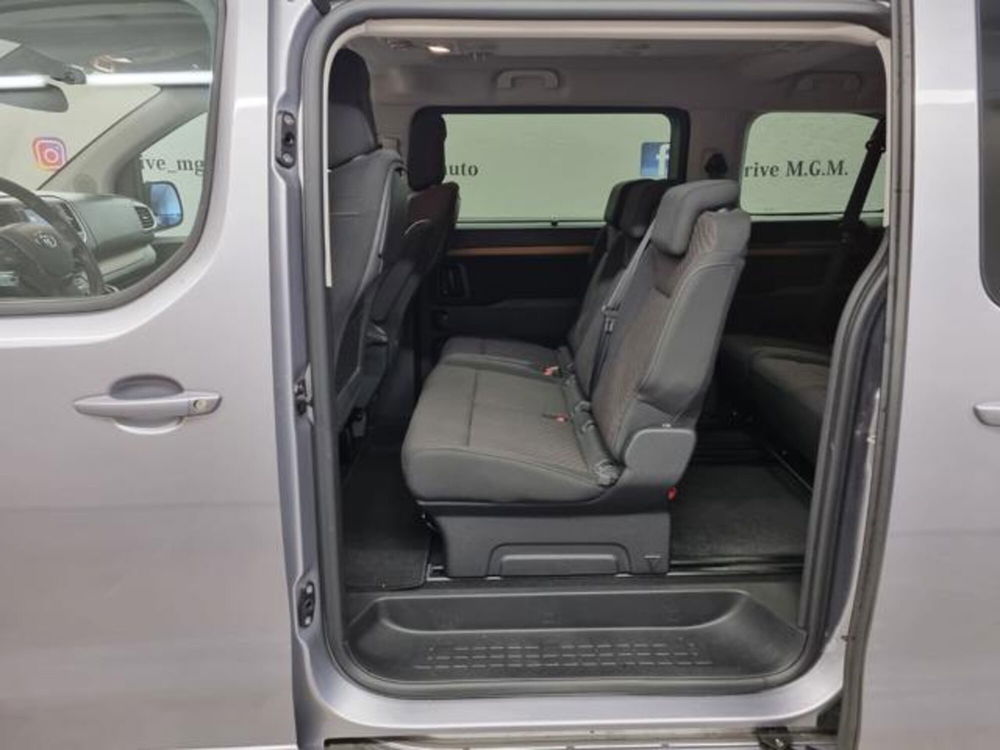 Toyota Proace Verso usata a Como (17)