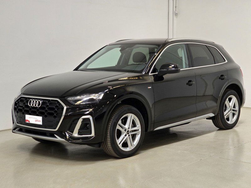 Audi Q5 40 2.0 tdi mhev 12V S line quattro s-tronic del 2023 usata a Asti