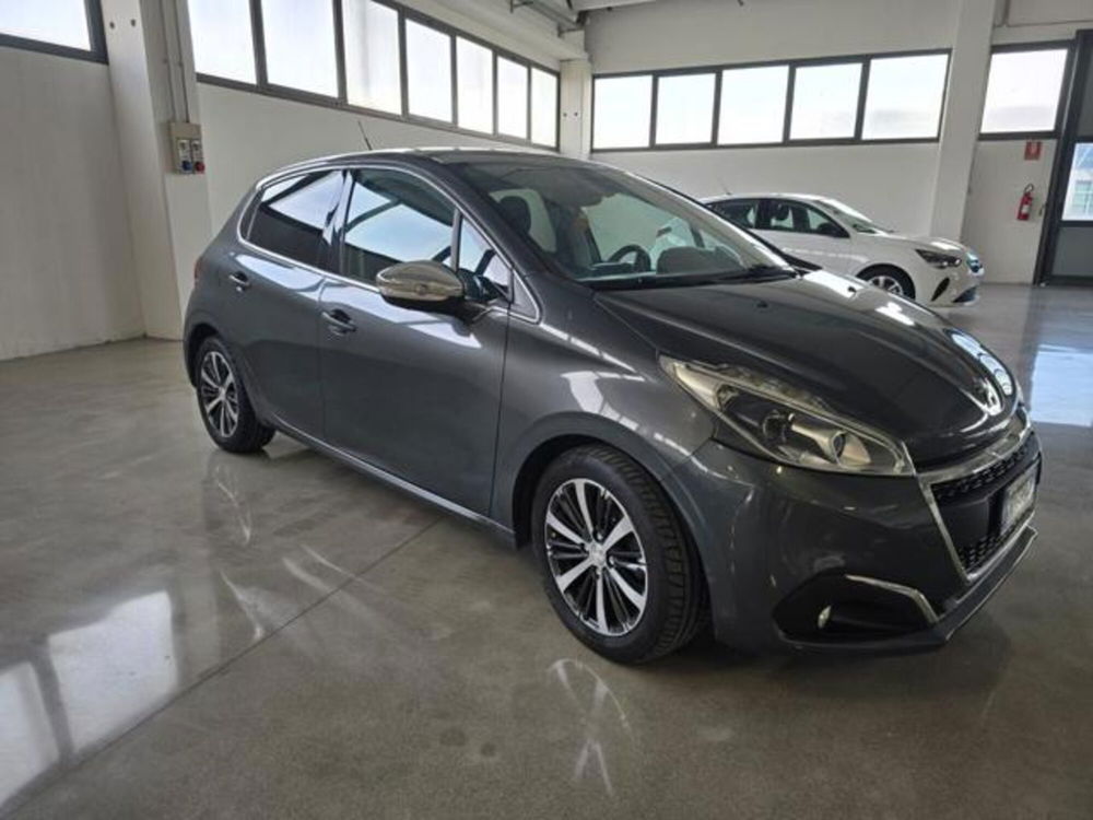 Peugeot 208 usata a Verona