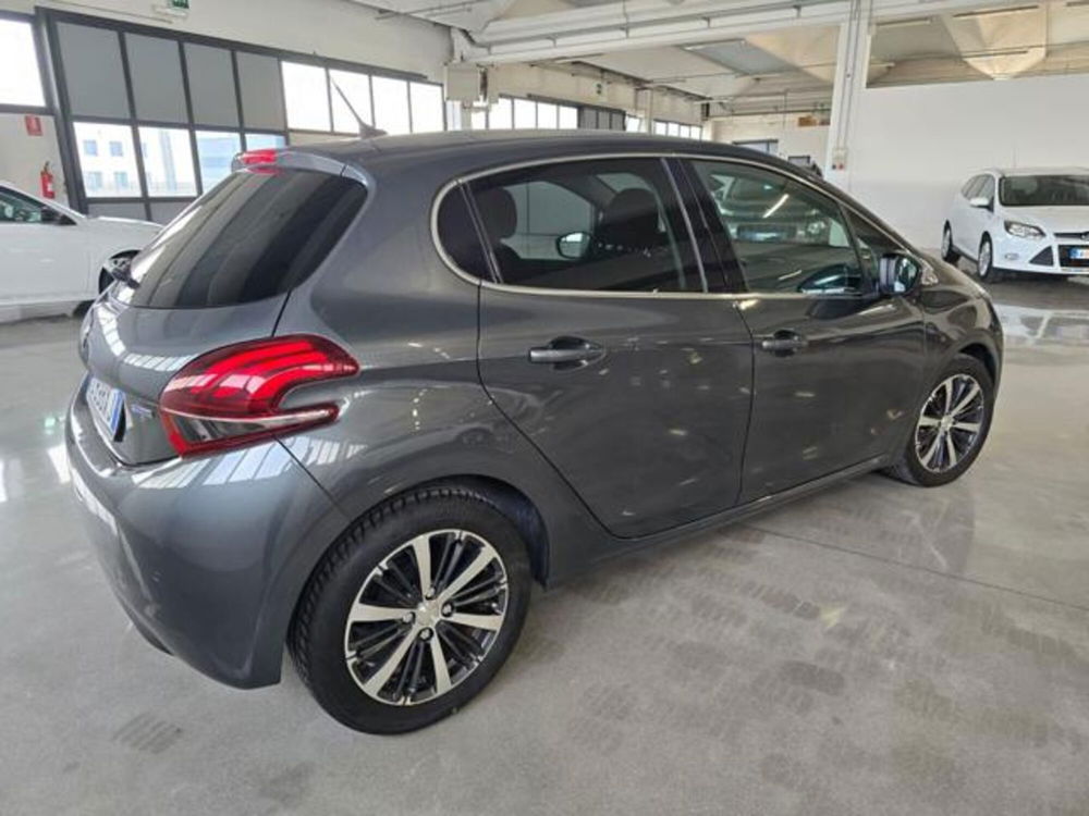 Peugeot 208 usata a Verona (4)