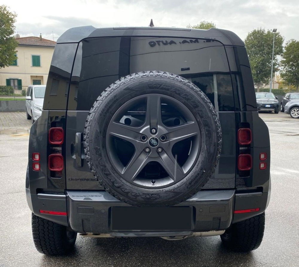 Land Rover Defender usata a Pisa (3)