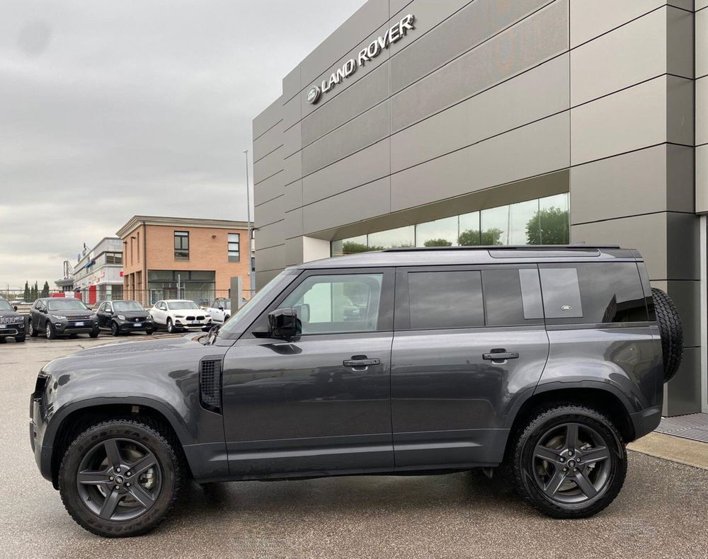 Land Rover Defender usata a Pisa (6)